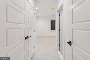 1214 E Susquehanna Ave, Philadelphia, PA 19125 - Photo 27