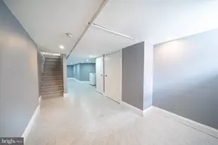 1221 S 24th St, Philadelphia, PA 19146 - Photo 27