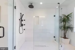 128 W Allen St, Philadelphia, PA 19123 - Photo 27