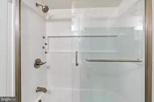 1723 Wallace St, Philadelphia, PA 19130 - Photo 19