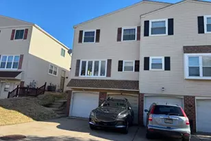 1549 Stoney Ln, Philadelphia, PA 19115 - Photo 1