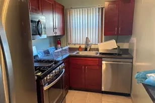 1549 Stoney Ln, Philadelphia, PA 19115 - Photo 3