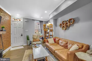 2531 Collins St, Philadelphia, PA 19125 - Photo 3