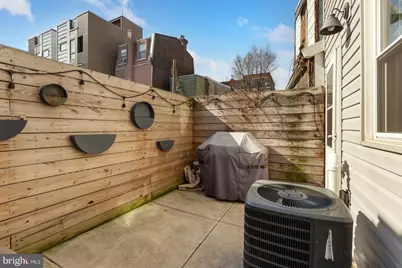 2531 Collins Street, Philadelphia, PA 19125 - Photo 11