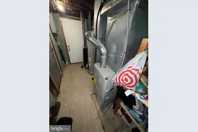 7651 Wyndale Avenue, Philadelphia, PA 19151 - Photo 13