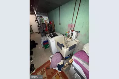 7651 Wyndale Avenue, Philadelphia, PA 19151 - Photo 15