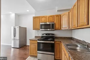 1621 W Montgomery Ave, Philadelphia, PA 19121 - Photo 3