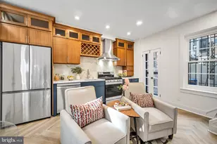 1629 Waverly St, Philadelphia, PA 19146 - Photo 5