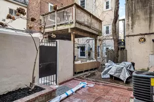 1629 Waverly St, Philadelphia, PA 19146 - Photo 15