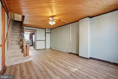 2407 S Warnock Street, Philadelphia, PA 19148 - Photo 3