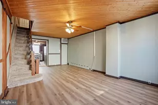 2407 S Warnock St, Philadelphia, PA 19148 - Photo 3