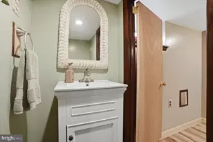 2407 S Warnock St, Philadelphia, PA 19148 - Photo 23