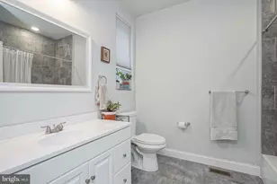 1722 Wylie St, Philadelphia, PA 19130 - Photo 11