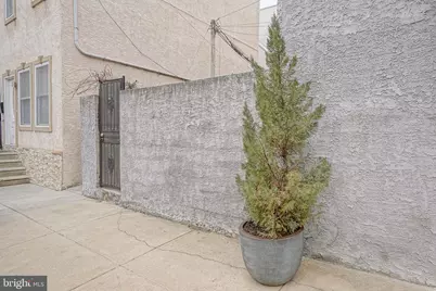 1722 Wylie Street, Philadelphia, PA 19130 - Photo 3