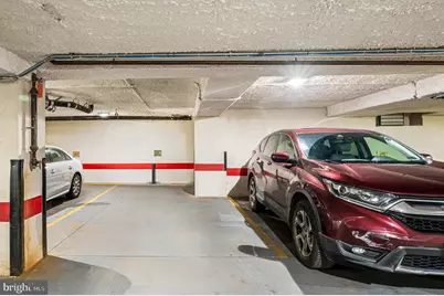 225 S 4th Street #301, Philadelphia, PA 19106 - Photo 35