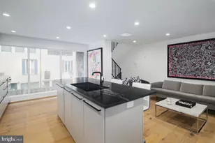 1126 Lombard St, Philadelphia, PA 19147 - Photo 7