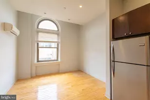 427 Monroe St, Philadelphia, PA 19146 - Photo 9