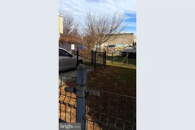 421 W Susquehanna Avenue, Philadelphia, PA 19122 - Photo 25