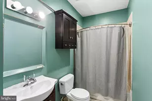 1641 Christian St, Philadelphia, PA 19146 - Photo 15