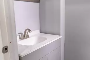 2323 Moore St, Philadelphia, PA 19145 - Photo 9