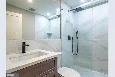 769 S 10th Street #1B, Philadelphia, PA 19147 - Photo 9