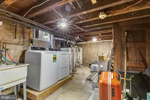 752 S 9th St, Philadelphia, PA 19147 - Photo 9