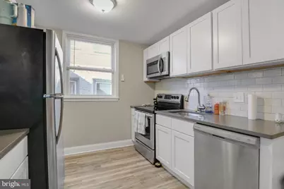 752 S 9th Street #2R, Philadelphia, PA 19147 - Photo 5