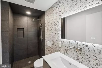 1911 N 9th Street #2, Philadelphia, PA 19122 - Photo 9