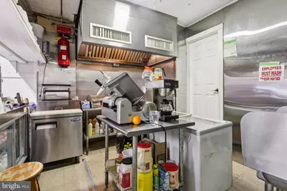 5977 Ogontz Avenue, Philadelphia, PA 19141 - Photo 17