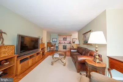 1919 Chestnut Street #2020, Philadelphia, PA 19103 - Photo 3