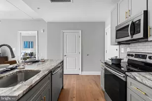 60 N 23rd St, Philadelphia, PA 19103 - Photo 3