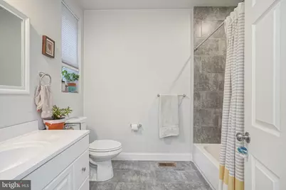 1722 Wylie Street, Philadelphia, PA 19130 - Photo 9