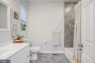 1722 Wylie St, Philadelphia, PA 19130 - Photo 9