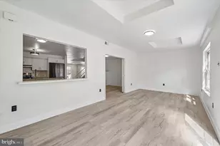 8410 Lyons Pl, Philadelphia, PA 19153 - Photo 15