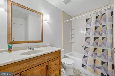 8410 Lyons Place, Philadelphia, PA 19153 - Photo 17