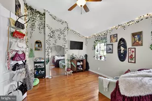 1127 E Susquehanna Ave, Philadelphia, PA 19125 - Photo 17