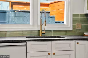 2234 S Clarion St, Philadelphia, PA 19148 - Photo 5