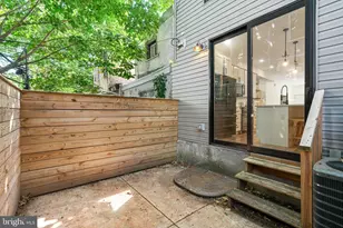 2231 Earp St, Philadelphia, PA 19146 - Photo 21