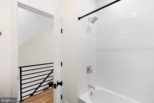 2231 Earp St, Philadelphia, PA 19146 - Photo 11