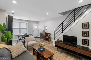 1612 S LeCount St, Philadelphia, PA 19145 - Photo 3