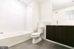 1248 N Lecount St, Philadelphia, PA 19121 - Photo 9