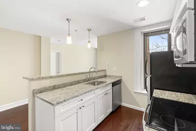 1811 Chestnut Street #UNIT 404, Philadelphia, PA 19103 - Photo 25