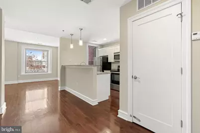 1811 Chestnut Street #UNIT 404, Philadelphia, PA 19103 - Photo 17