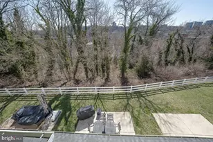 4414 Riverview Ln, Philadelphia, PA 19129 - Photo 27