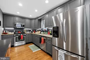 2100 E Dauphin St, Philadelphia, PA 19125 - Photo 11