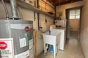 8031 Terry St, Philadelphia, PA 19136 - Photo 7