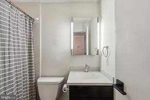 219 S 18th St, Philadelphia, PA 19103 - Photo 15