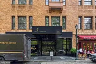 219 S 18th St, Philadelphia, PA 19103 - Photo 3