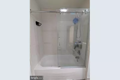 511 N Broad Street #204, Philadelphia, PA 19123 - Photo 25