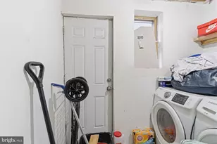 2310 Wilder St, Philadelphia, PA 19146 - Photo 11